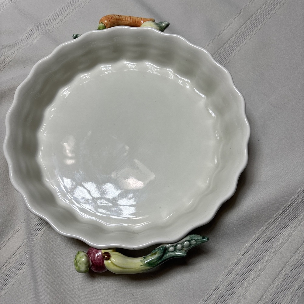 Vintage Fitz And Floyd 10" Dia Pie Plate Serving Vegetables Decor Handles White
